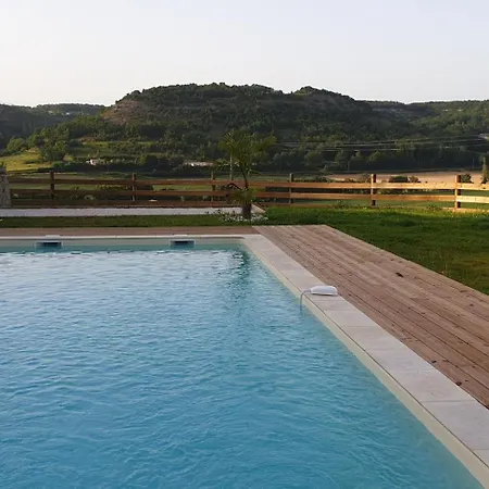 Holiday home Bienvenue A La Grange De Tatie 4 Courbiac